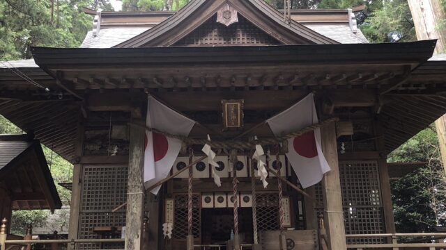 幣立神宮の本殿